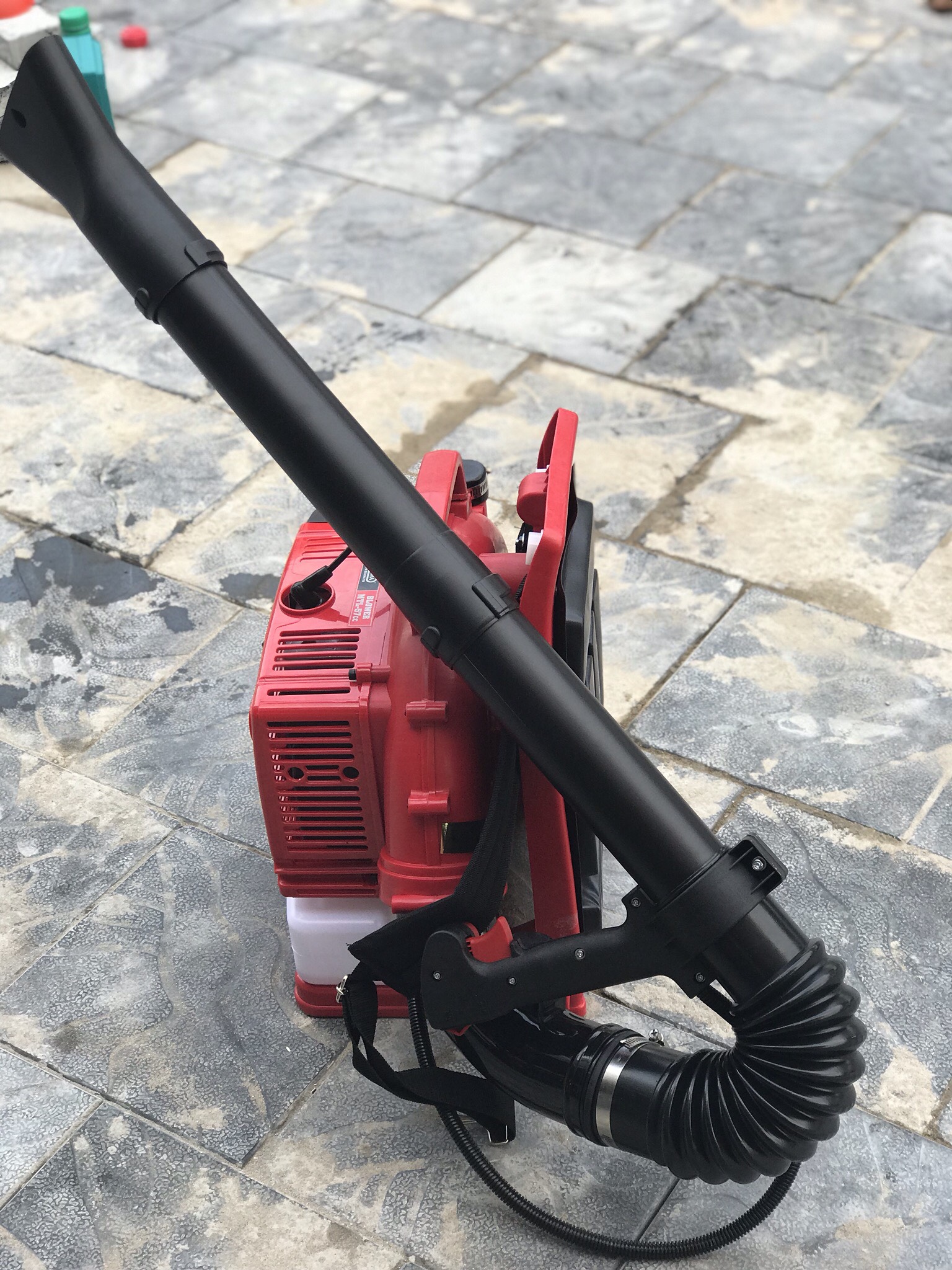 Máy thổi lá Oshima MTL-57cc