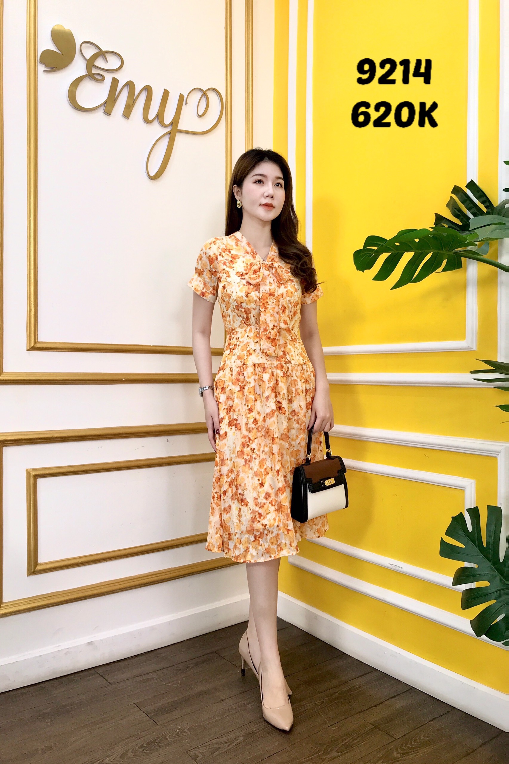 Đầm EMY EM9214 Xoè Cổ Phối Nơ