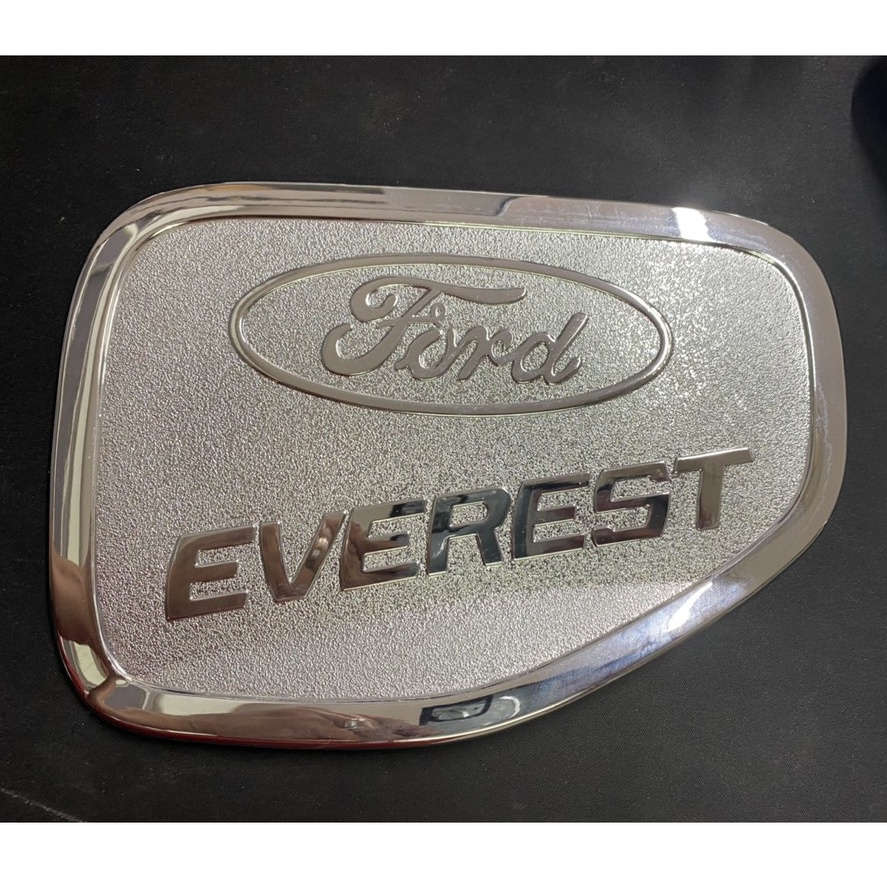 Ốp nắp bình xăng xe Ford Everest 2006 - 2015