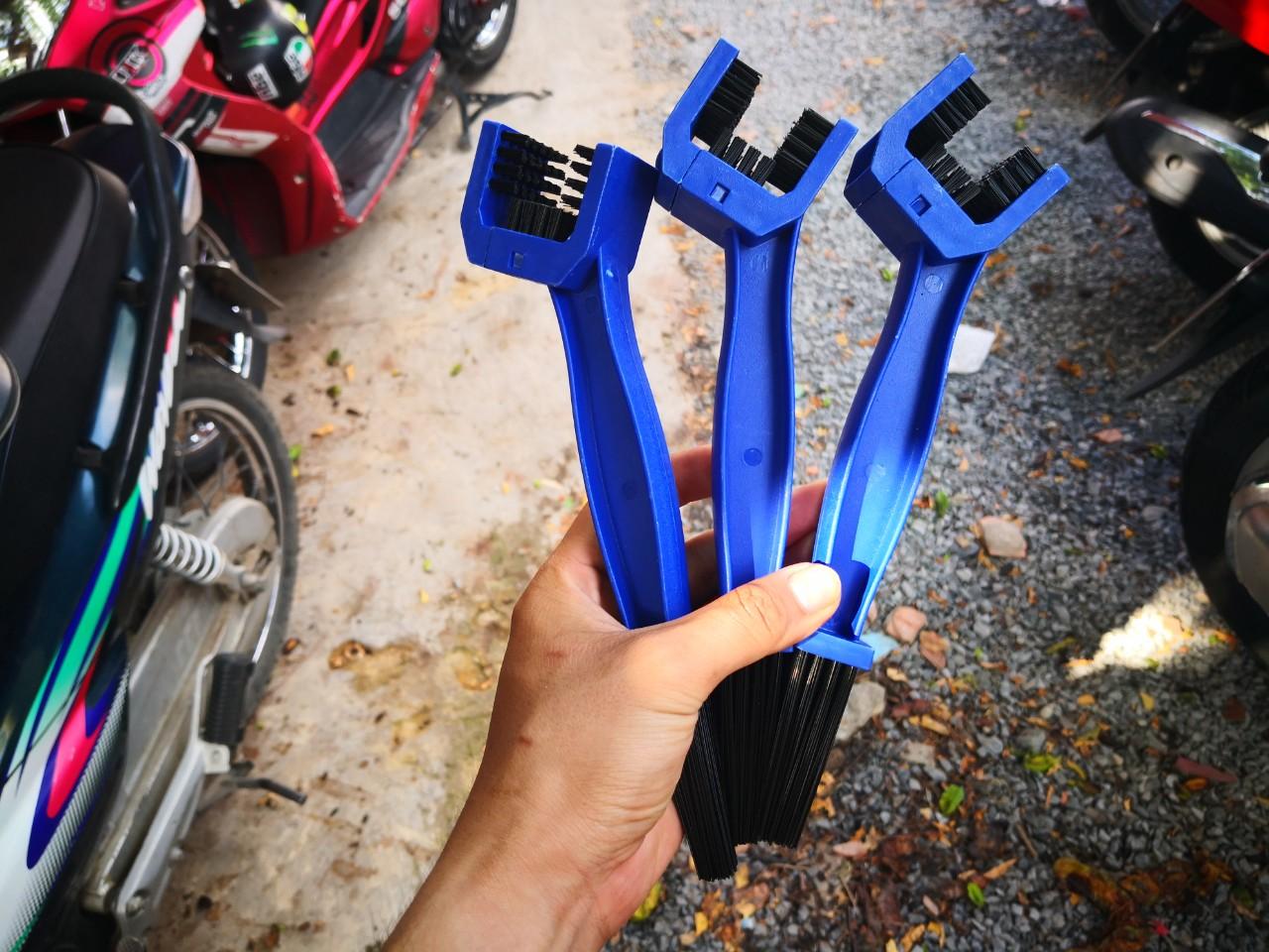 [HCM]Bộ 3 Bàn Chải Sên Vệ Sinh Sên 3D
