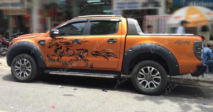 Tem dán sườn xe ford ranger