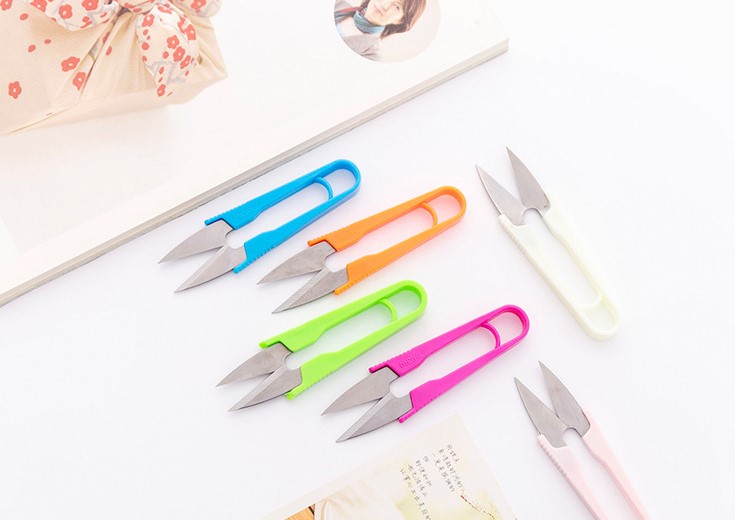 [HCM]COMBO 5 KÉO BẤM CHỈ CÁN NHỰA