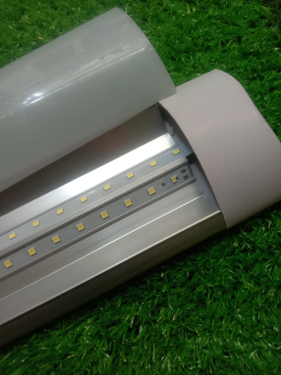 Đèn led bán nguyệt 120cm,60cm siêu sáng