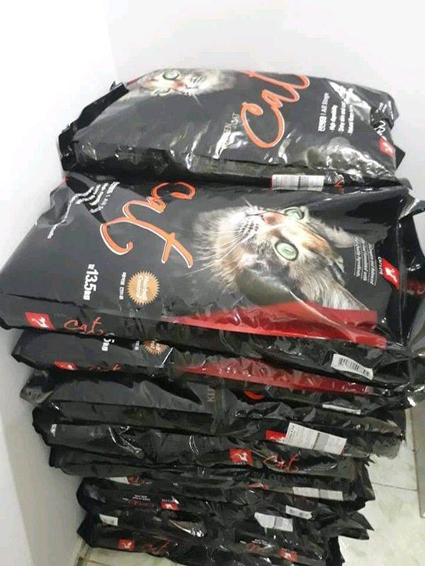 Thức ăn hạt cho mèo hạt Cat Eye chiết