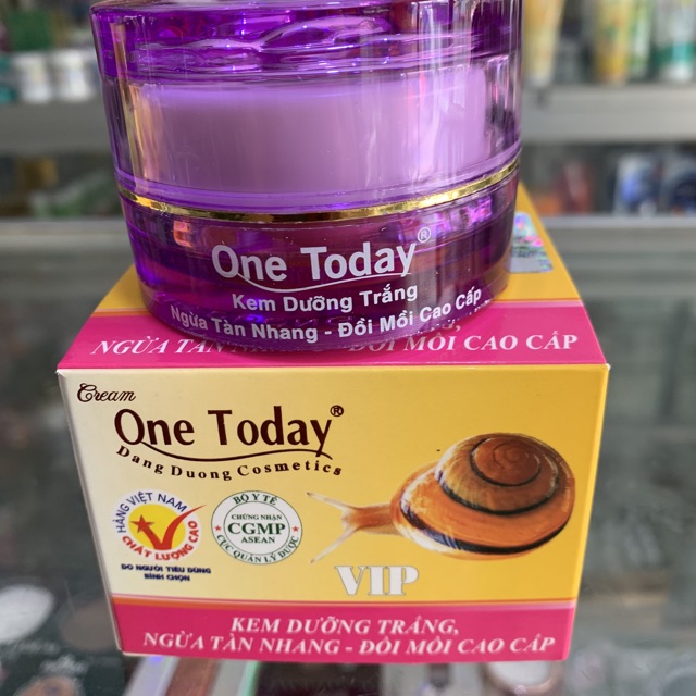 Kem nám tàn nhang đồi mồi one today
