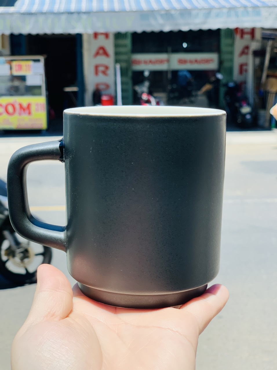 Cốc sứ có quai loại dày