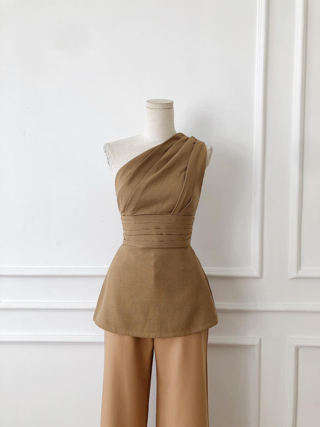[Ảnh thật] Áo peplum dáng dài lệch vai xếp li eo