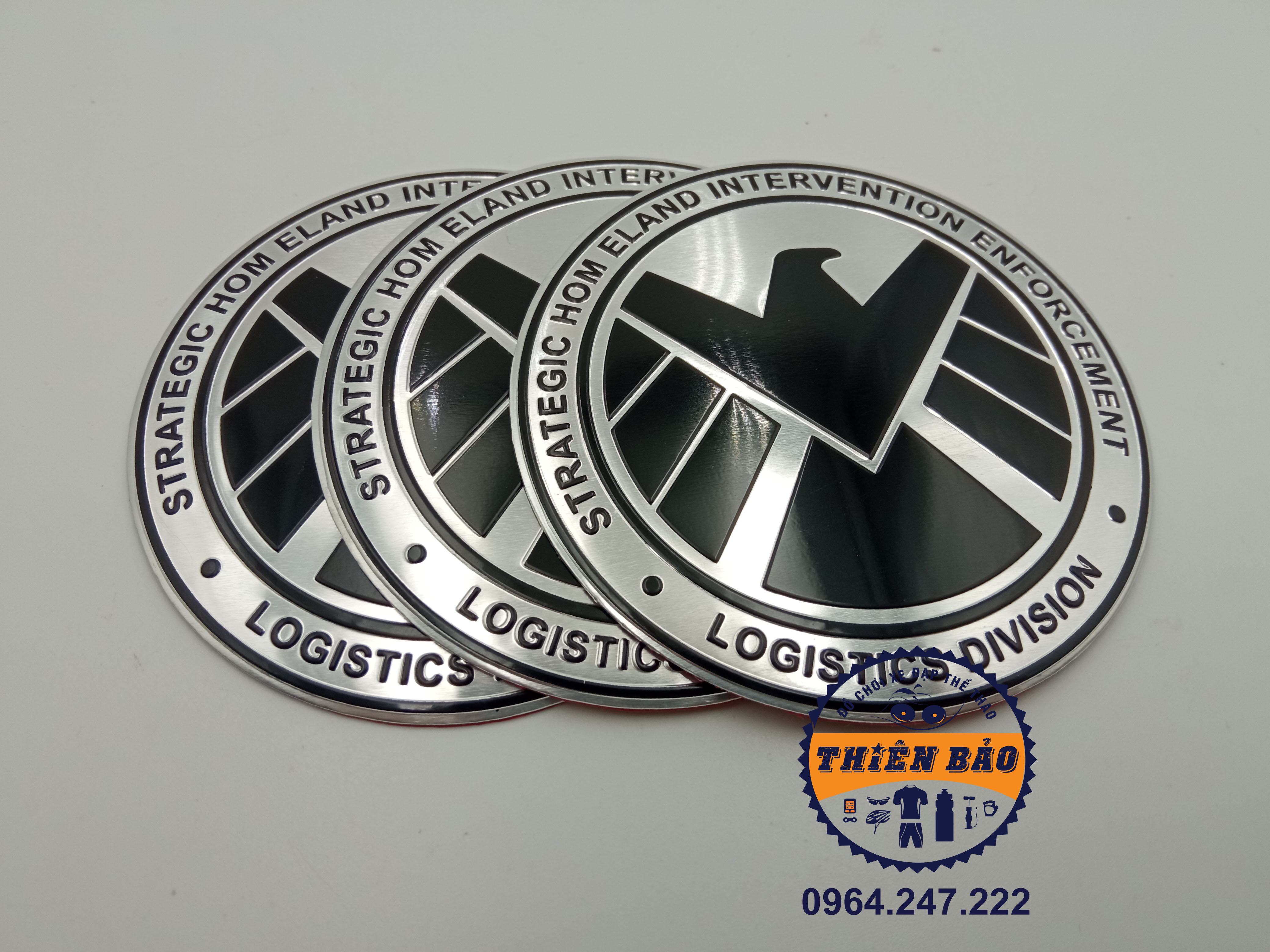 Tem dán xe logo Shield Vector decal dán xe thân đen nền trắng #8