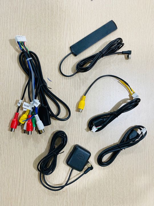 Trọn bộ phụ kiện cho màn Android 8 món