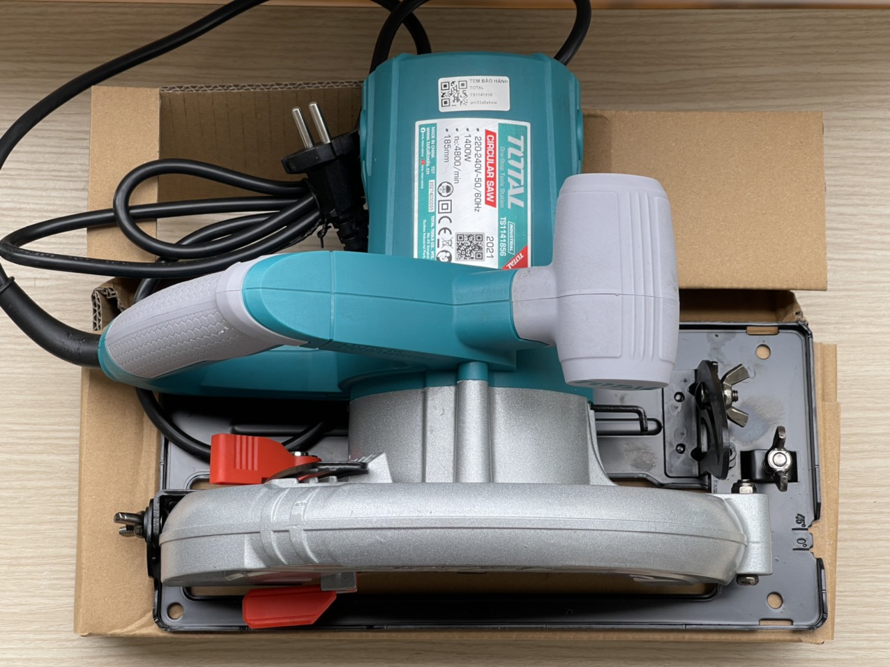 [HCM]MÁY CƯA ĐĨA TOTAL 1400W - 185M TS1141856