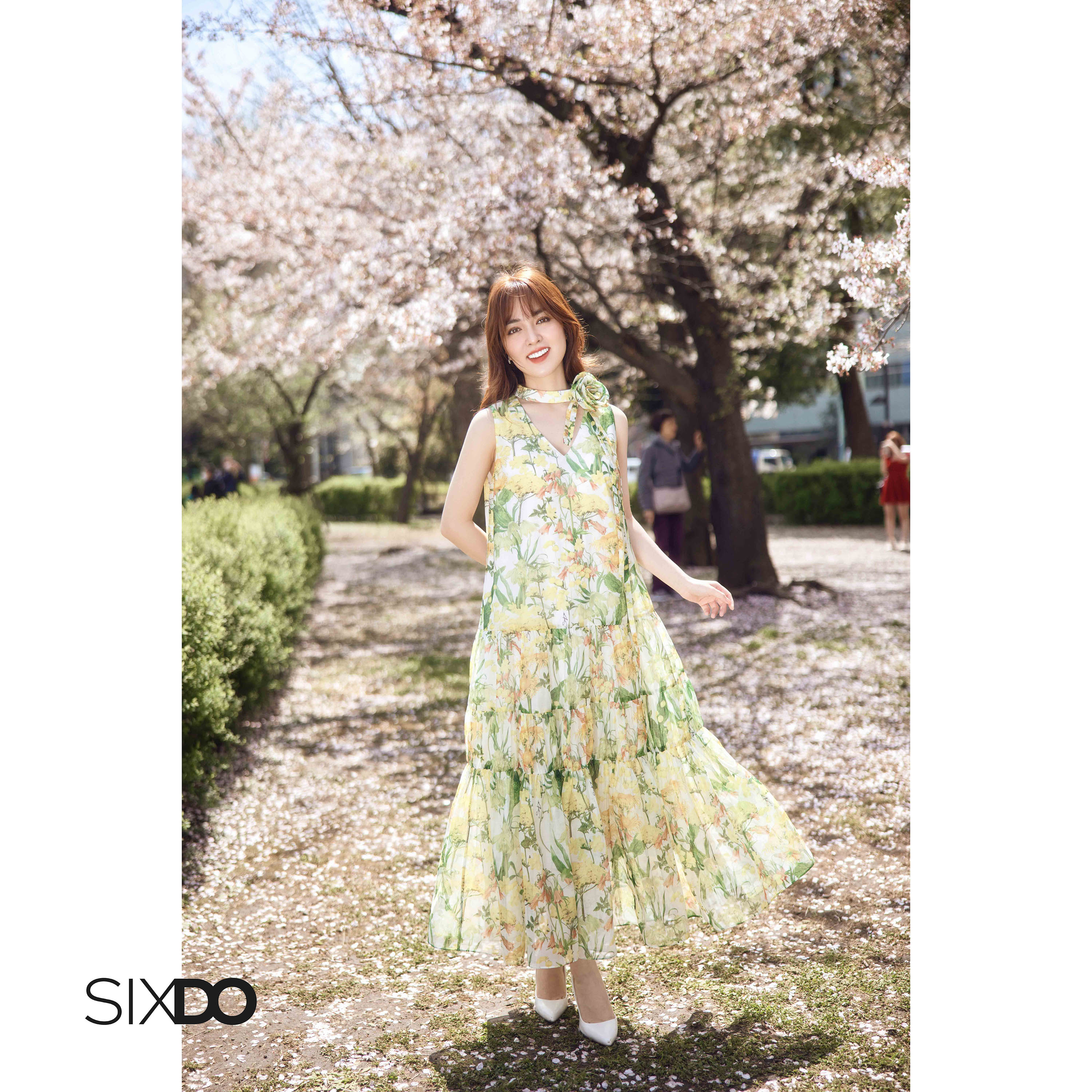 Đầm tơ organza sát nách dáng xòe SIXDO