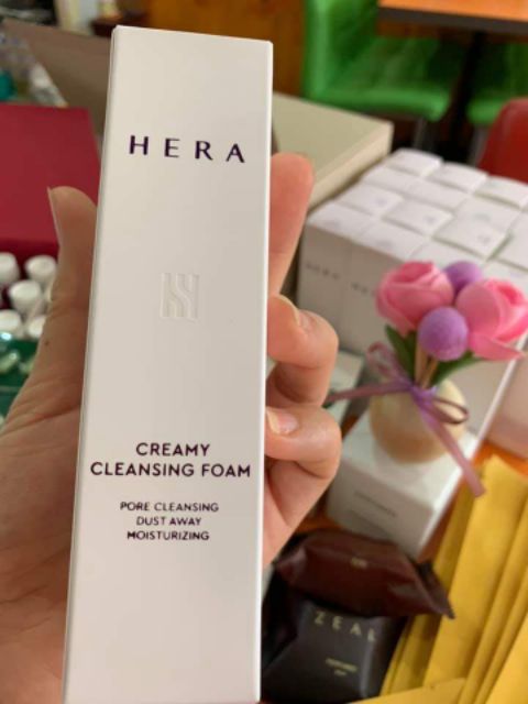 SỮA RỬA MẶT HERA MINI MÀU TÍM