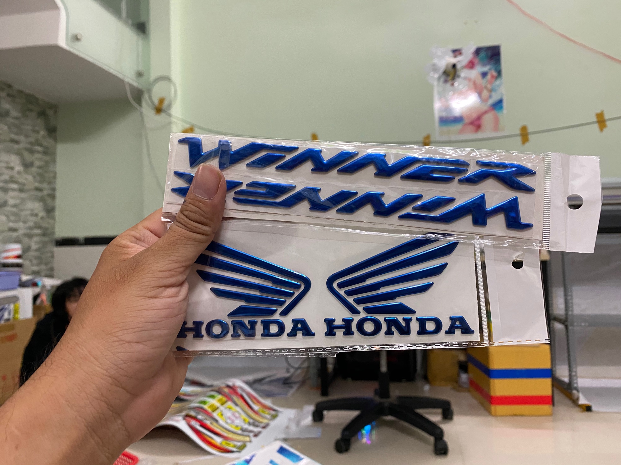 Combo logo Winner và cánh chim honda xanh