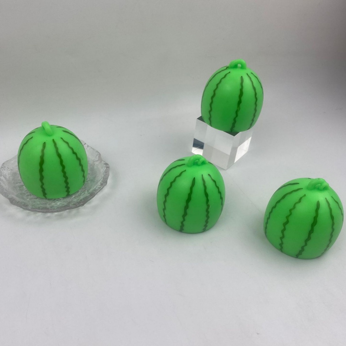 Đồ chơi bóp dẻo Squishy Lợn dưa hấu