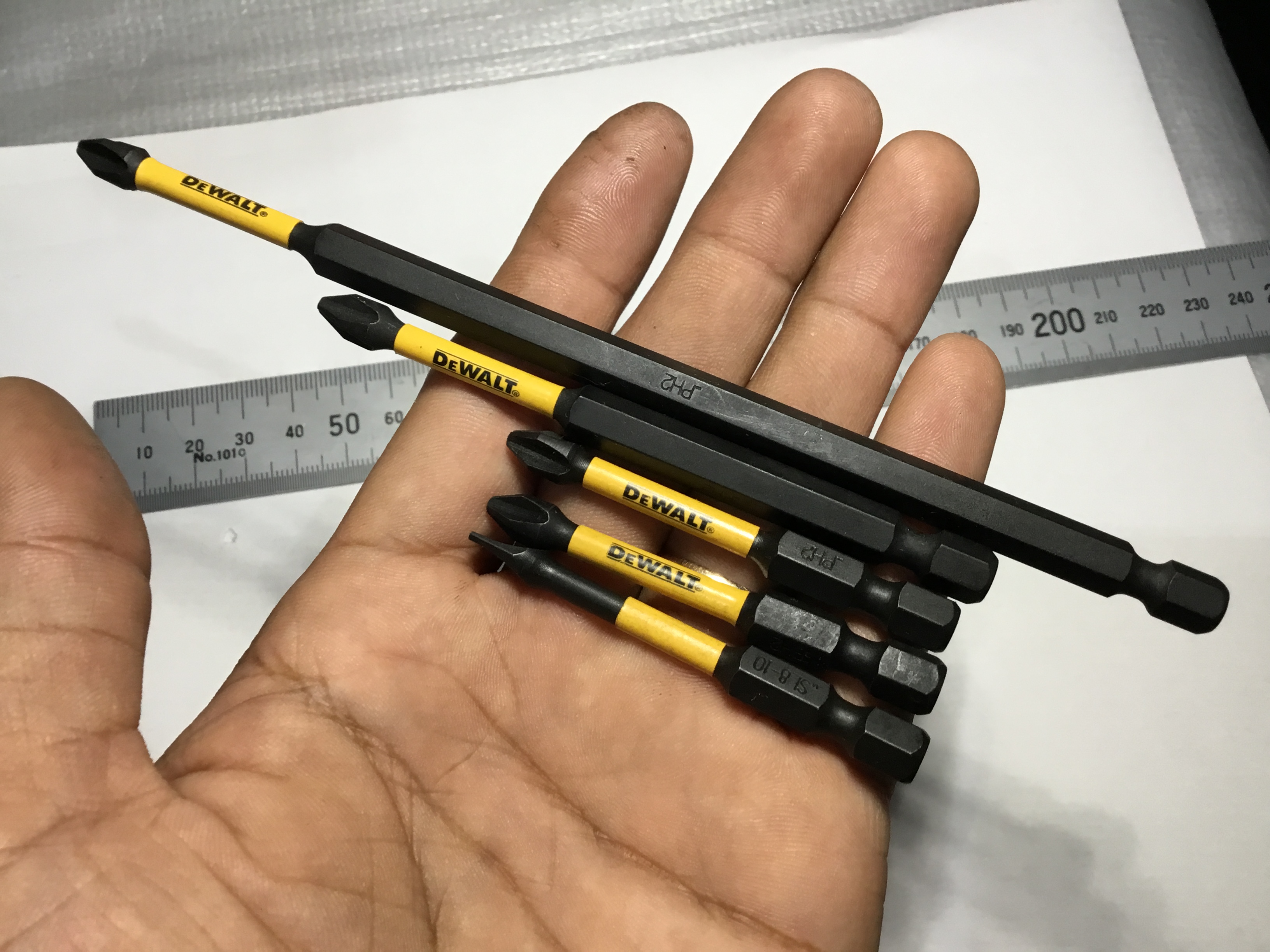 [HCM]Bộ 5 Mũi Vít DeWalt Có Từ Ph2 Nhập
