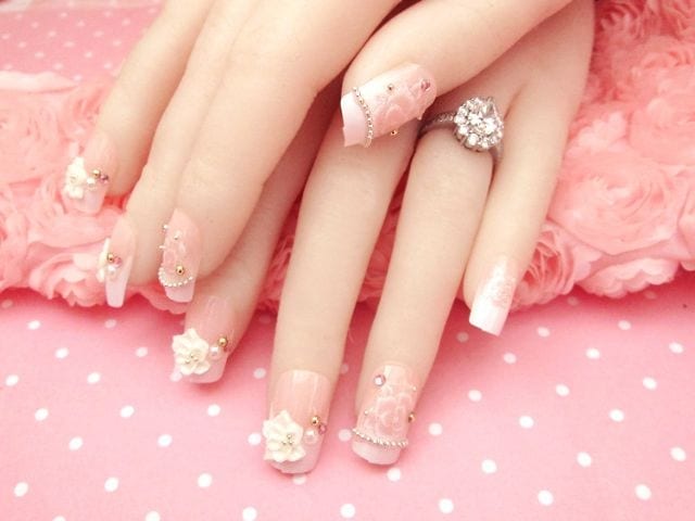 Sét 24 Móng Tay Giả Nude Đính Hoa Đá (kèm Dũa +Keo)