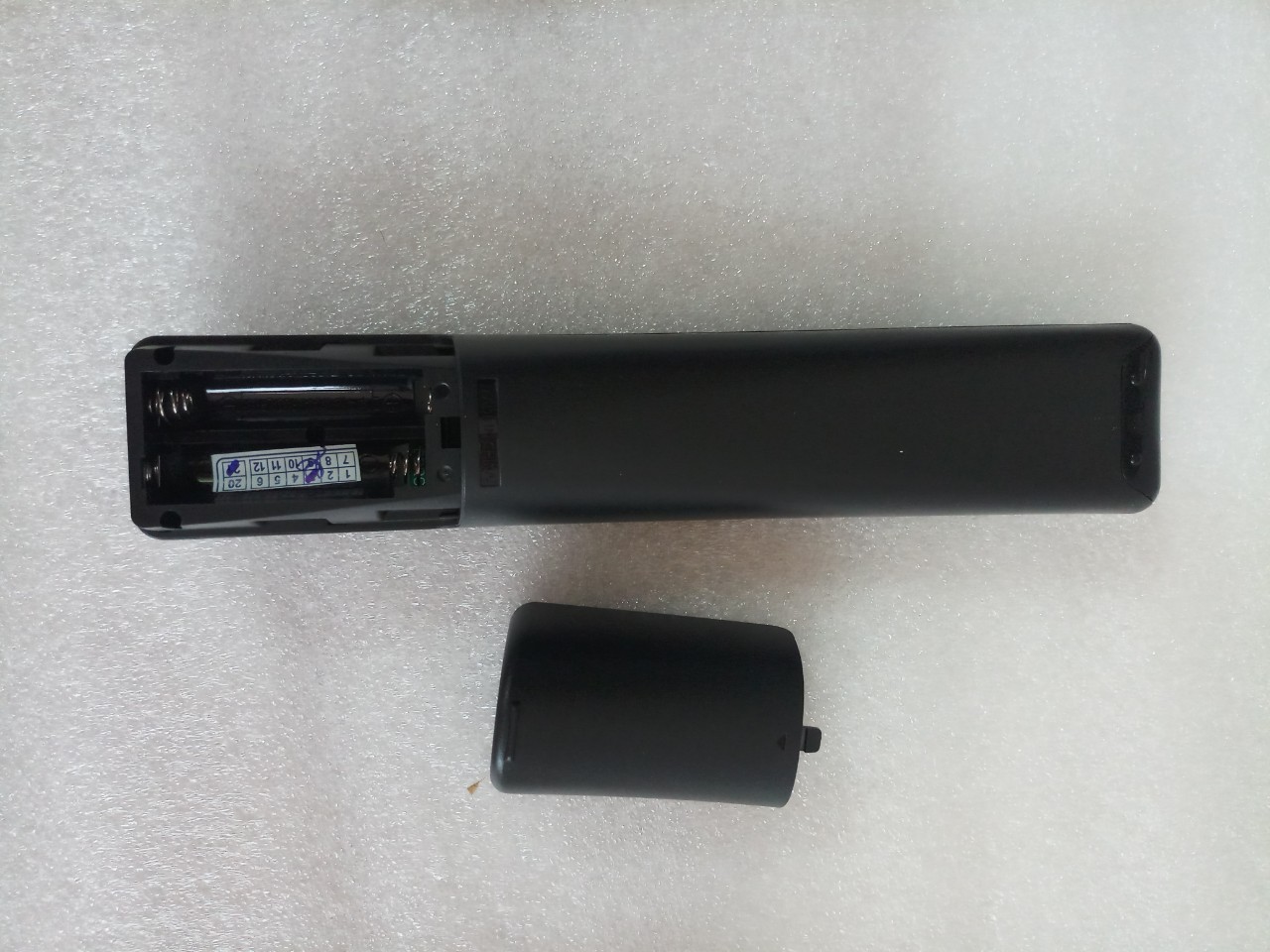 Điều Khiển Tivi Sharp Giọng Nói ( Hàng Chính Hãng Mới 100%)