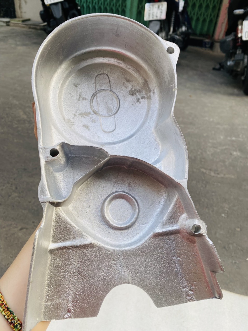 NẮP MANG CÁ XE 67 IC