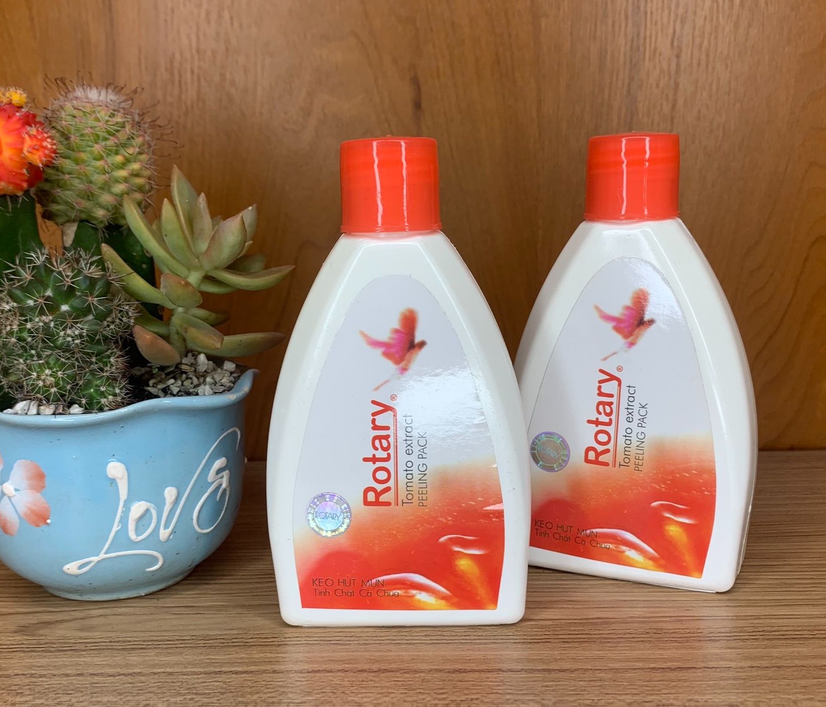 Gel hút mụn tinh chất cà chua rotary 200ml