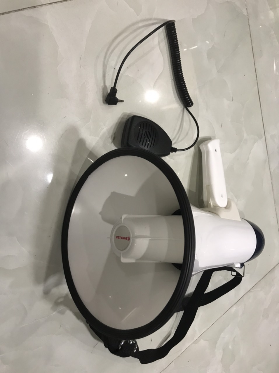 [HCM]Loa phóng thanh Sunrise SH11B