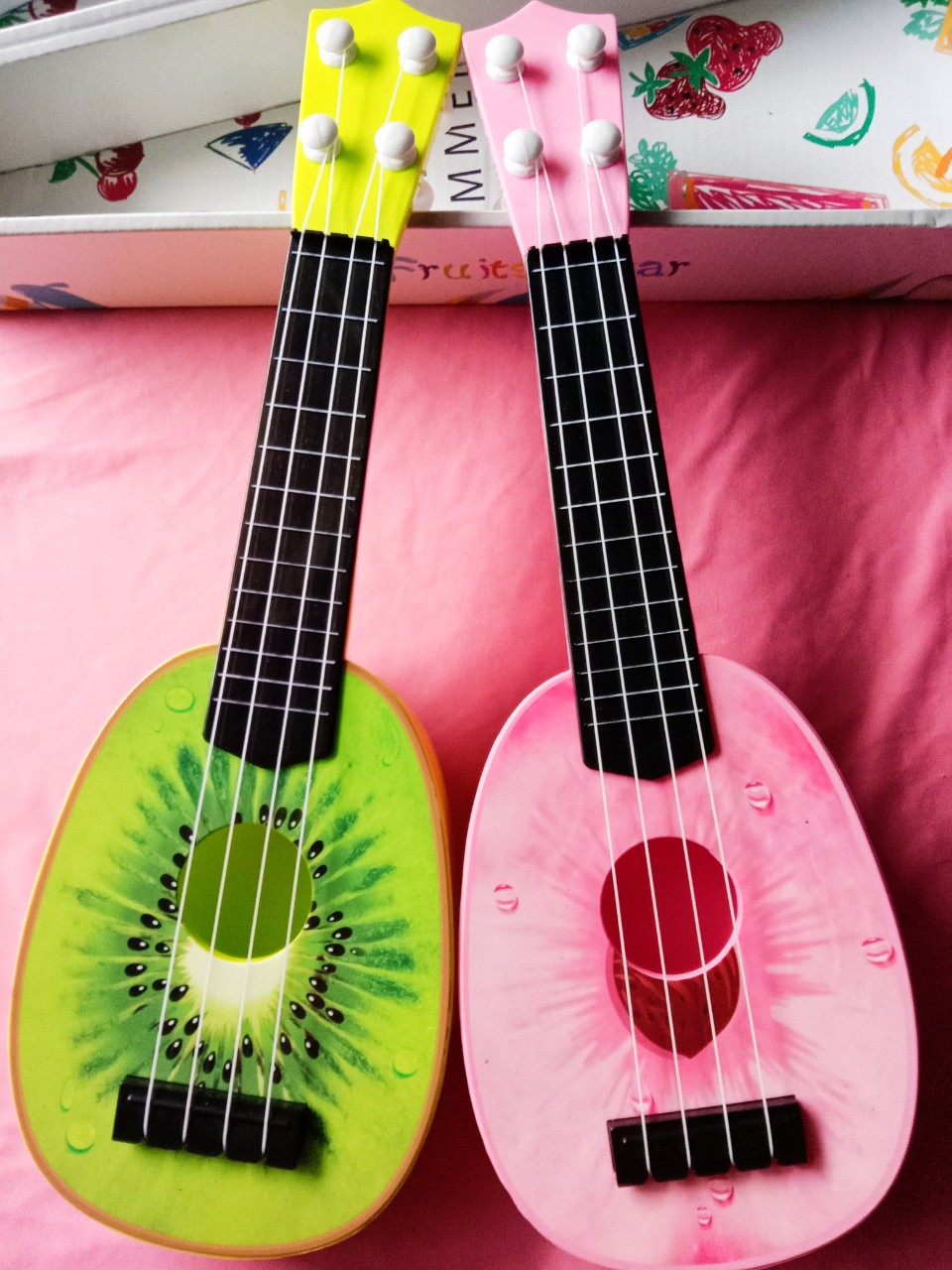 Đàn ghita trái cây