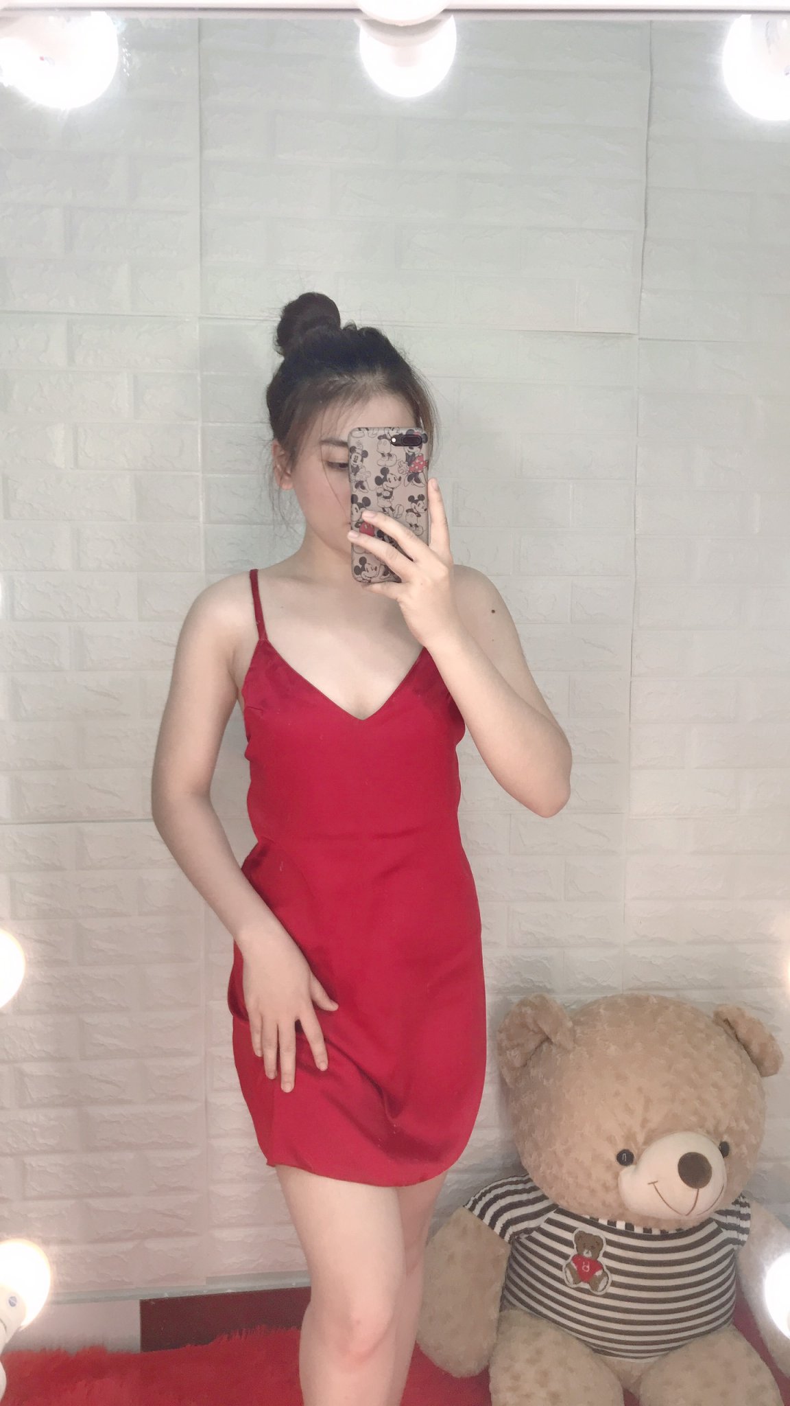 [HCM]Váy ngủ [ ĐƯỢC ĐỔI TRẢ ] phi lụa 2 dây hở lưng 56kg