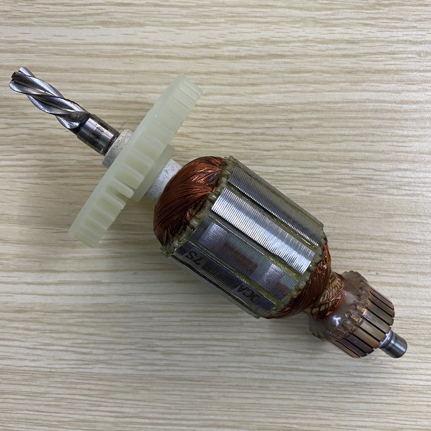 (Hàng DCA) Rotor khoan Maktec MT811 4 Răng Thân 35mm Dài 140mm 220V  - Tặng chổi than