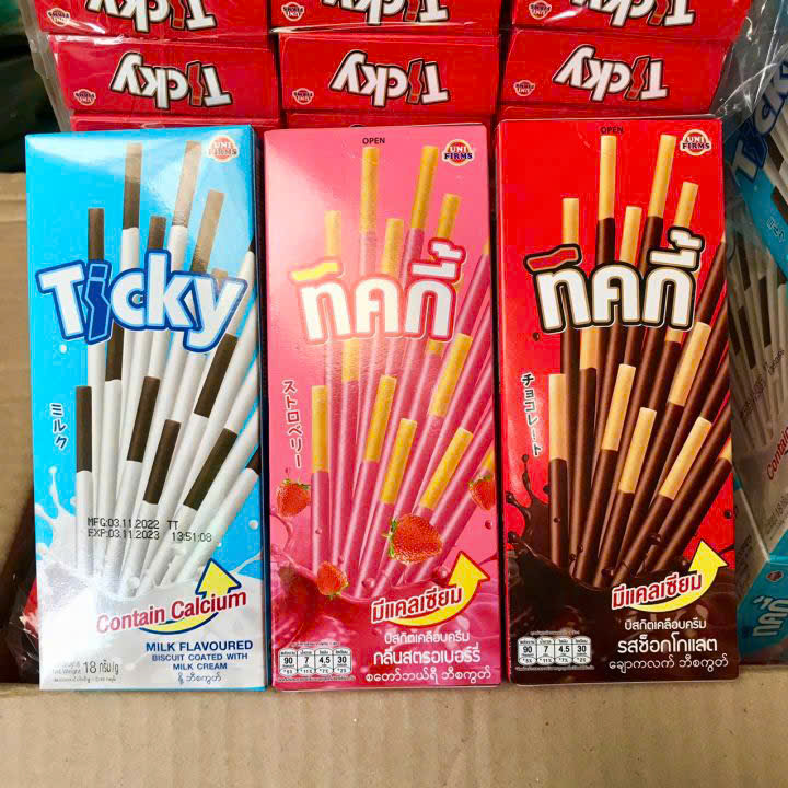 Bánh que ticky phủ kem thái lan lốc 12 hộp