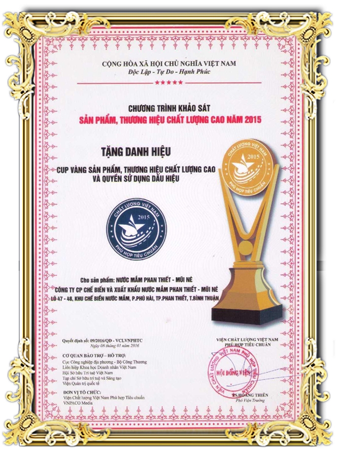 Nước mắm chay Phan Thiết Mũi Né từ trái thơm 500ml (chai nhựa) (Combo 2 chai)