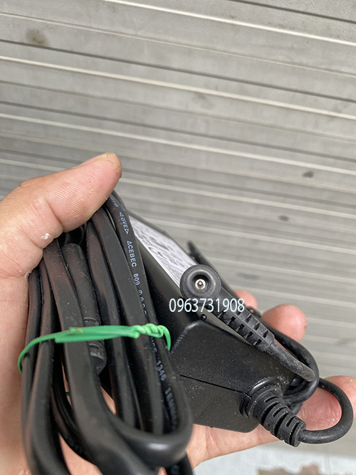 Cục nguồn màn hình samsung 14V 1.78A