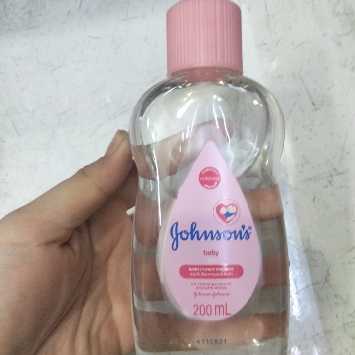 Dầu massage dưỡng ẩm johnson baby 50ml - 200ml