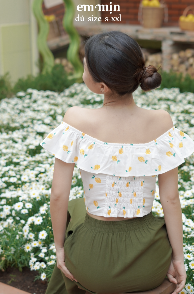 Áo croptop cổ nơ trễ vai