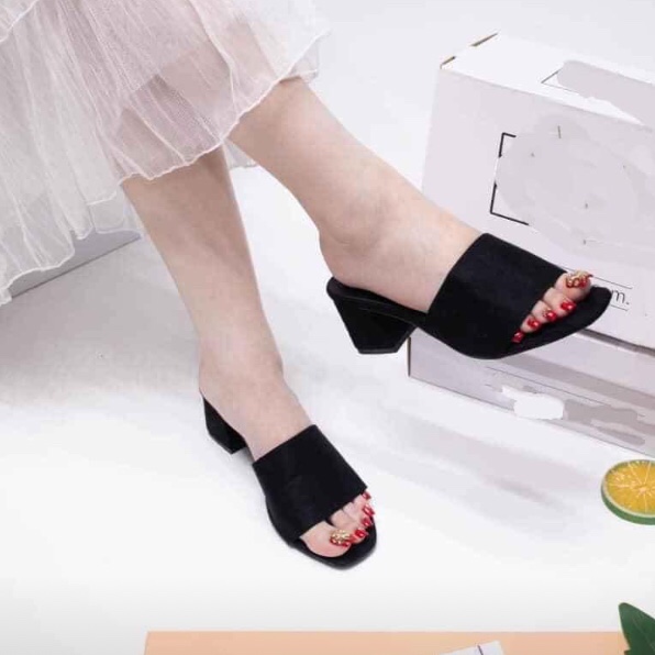 Guốc dép nữ 5 7 phân quai bản ngang to LT