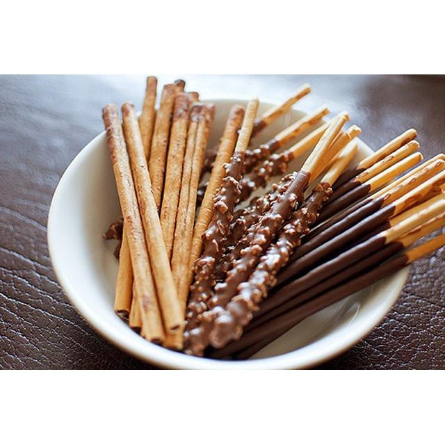 Bánh Que Pepero Lotte (Socola (Đỏ))