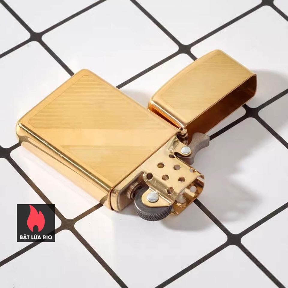 Bật lửa Zippo 29724 – Zippo Lines Design Slim Brass