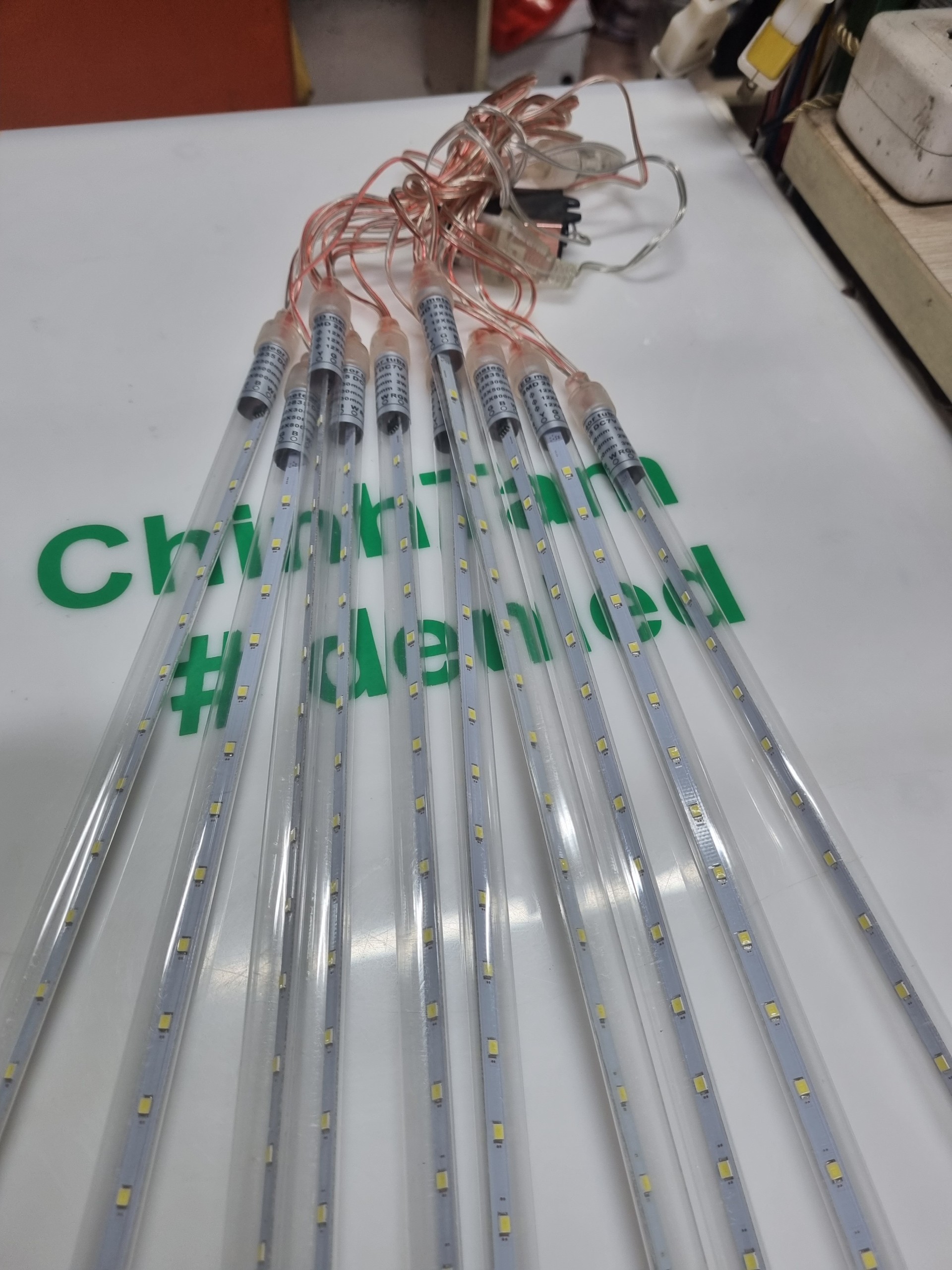 Sao băng led chùm 10 cây 0.5 mét