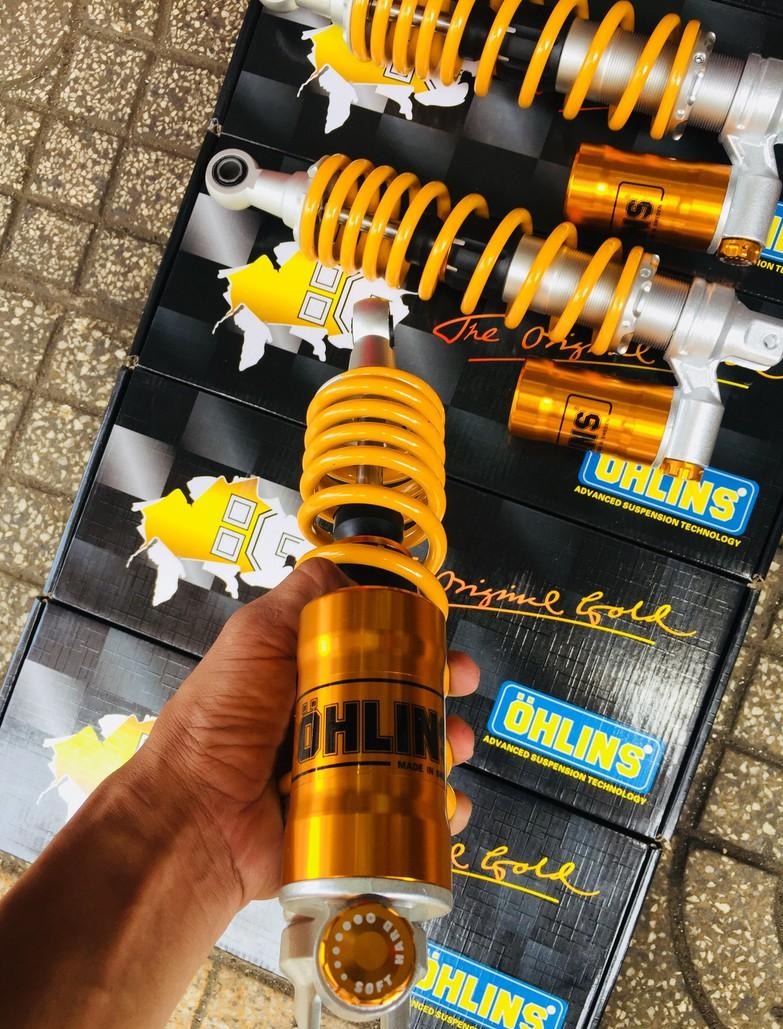 Phuộc sau Ohlins bình dầu gắn xe Vario Click Luvias màu vàng