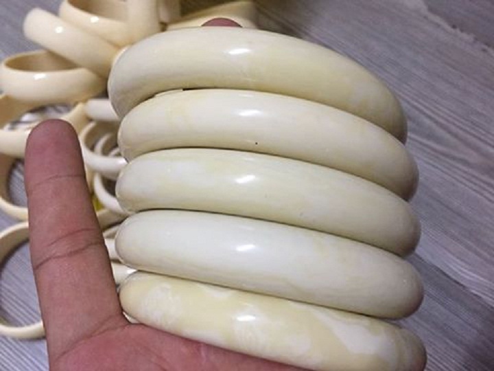 Vòng tay mỹ nghệ Đắk Lắk 12mm