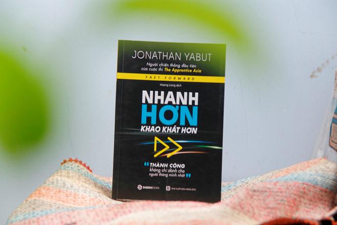 Nhanh hơn, khao khát hơn - Tác giả: Jonathan Yabut