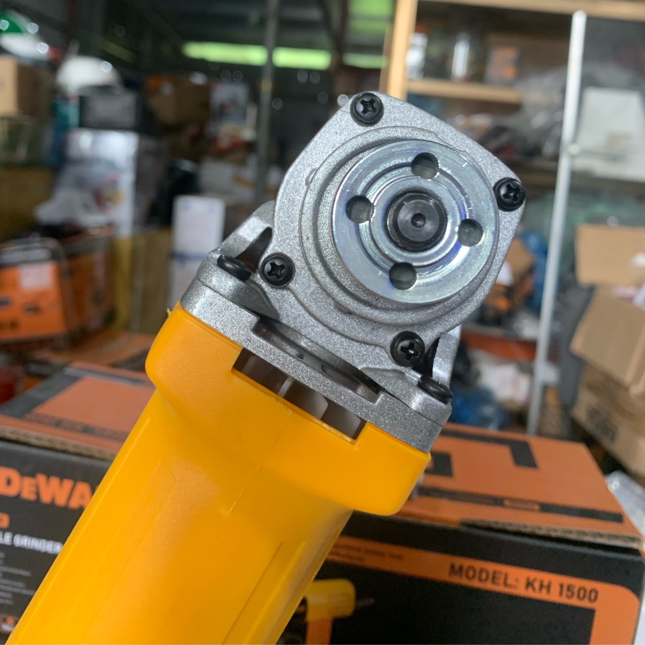 Máy mài Dewat công suất 950W
