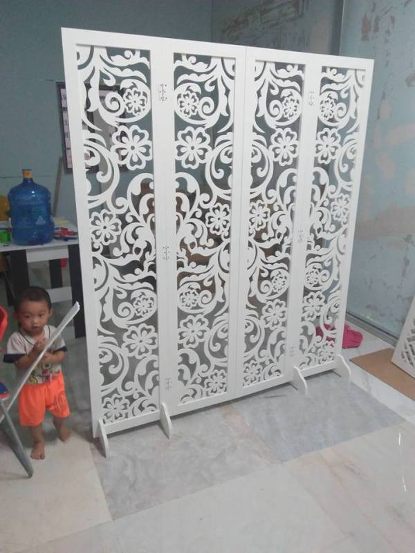 BÌNH PHONG VÁCH NGĂN HOA CÚC LOẠI CÁNH RỘNG 40 IG473 ( giá 1cánh kèm chân )