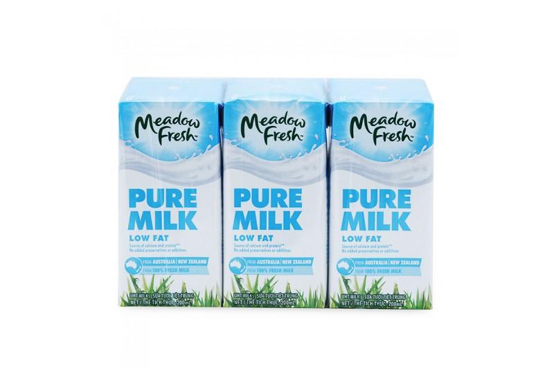 xả date 5/10/24 Thùng sữa Meadow Fresh Low Fat loại 200ml