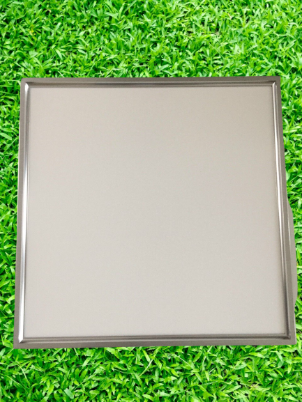 Đèn tấm ốp trần 600 x 600mm (48W)