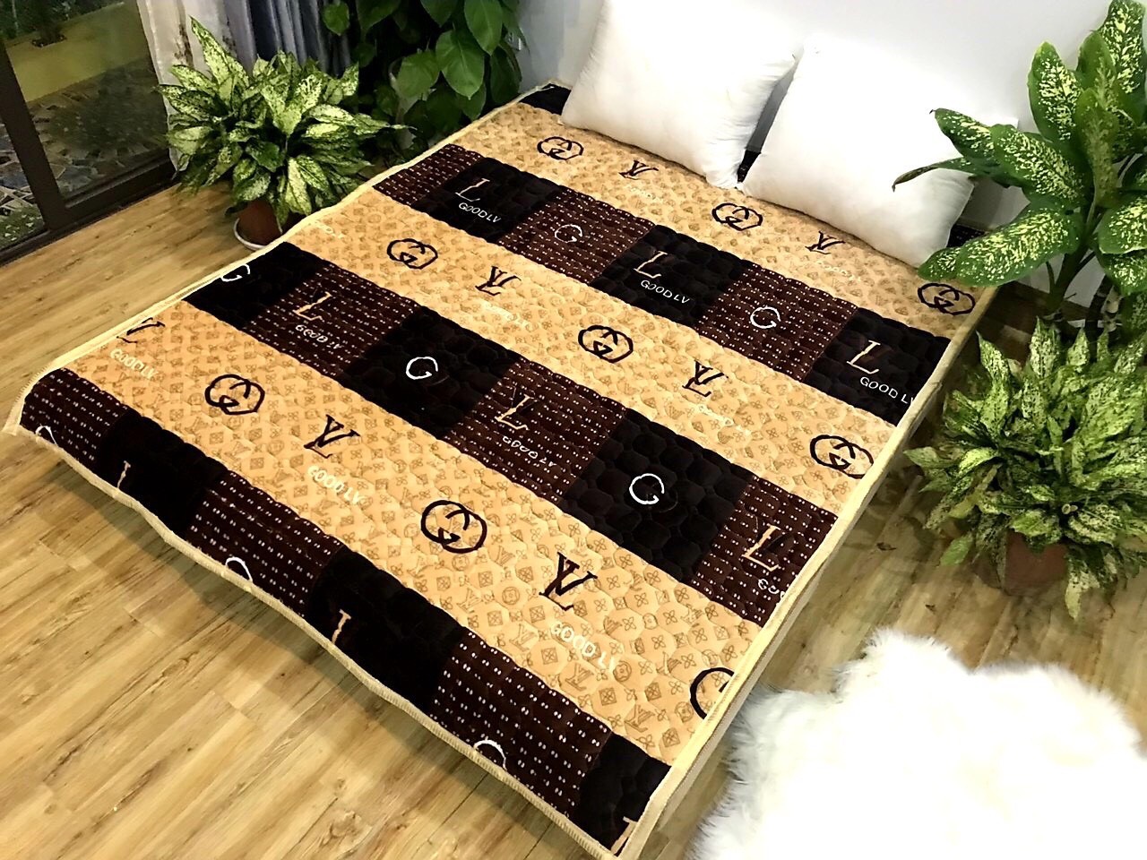 Thảm cừu trải giường cao cấp 1,8x2m