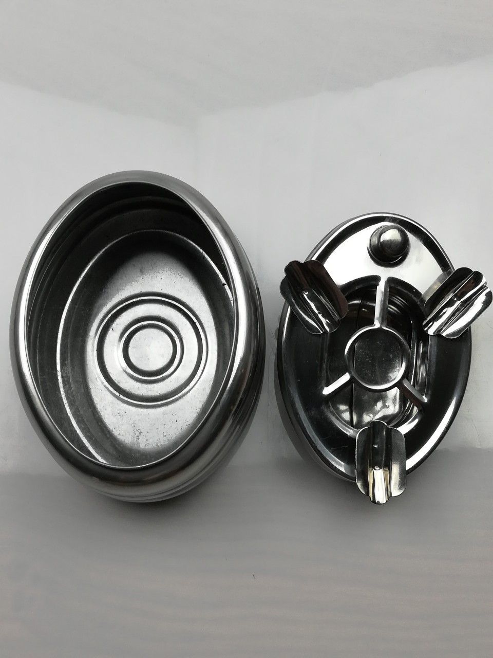 Gạt Tàn Inox