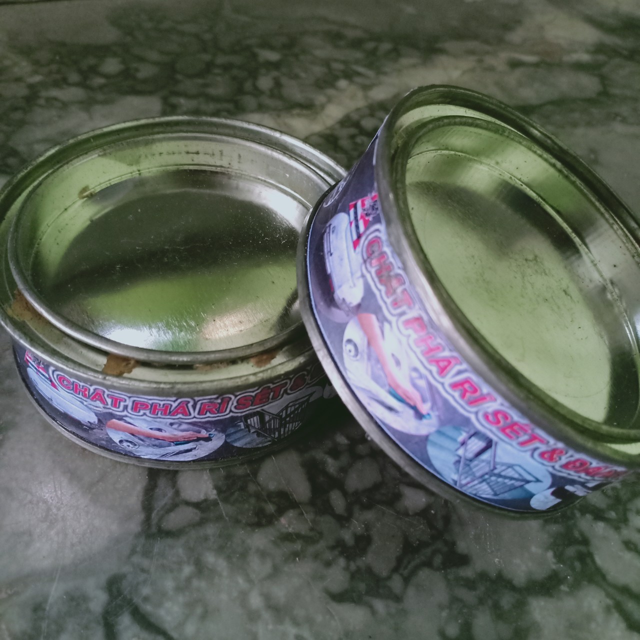 Lọ đánh rỉ sét