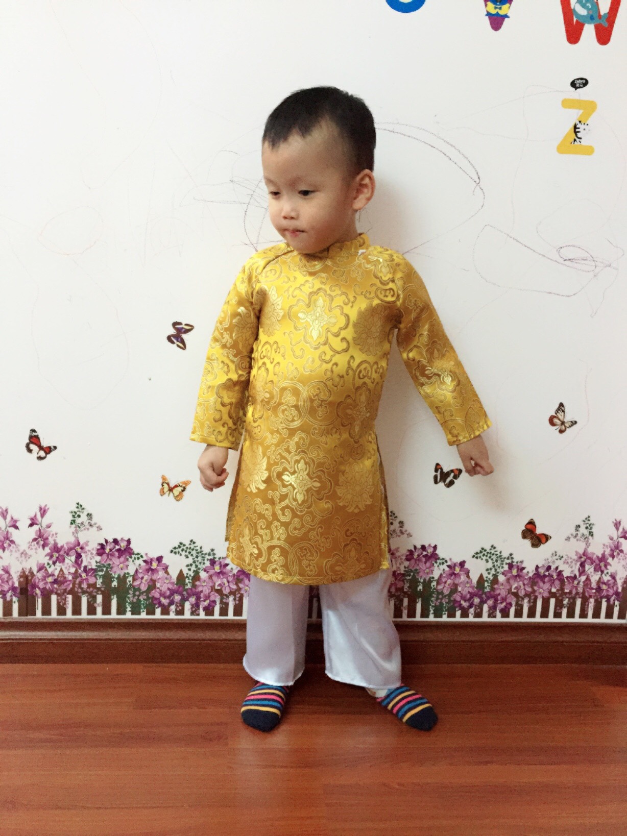 (SIÊU HOT) Áo dài cách tân cho bé trai (kèm quần lụa)