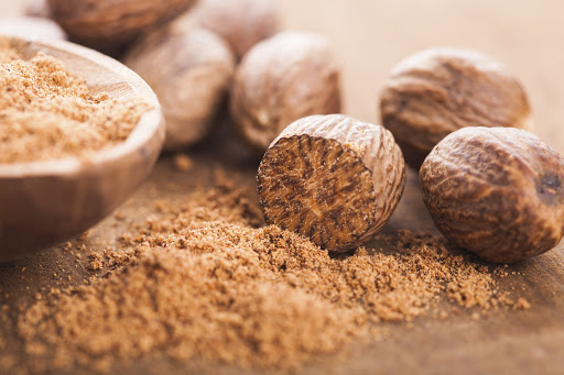 Hạt Nhục Đậu Khấu Nutmeg 100gr Chế Biến Món Ăn