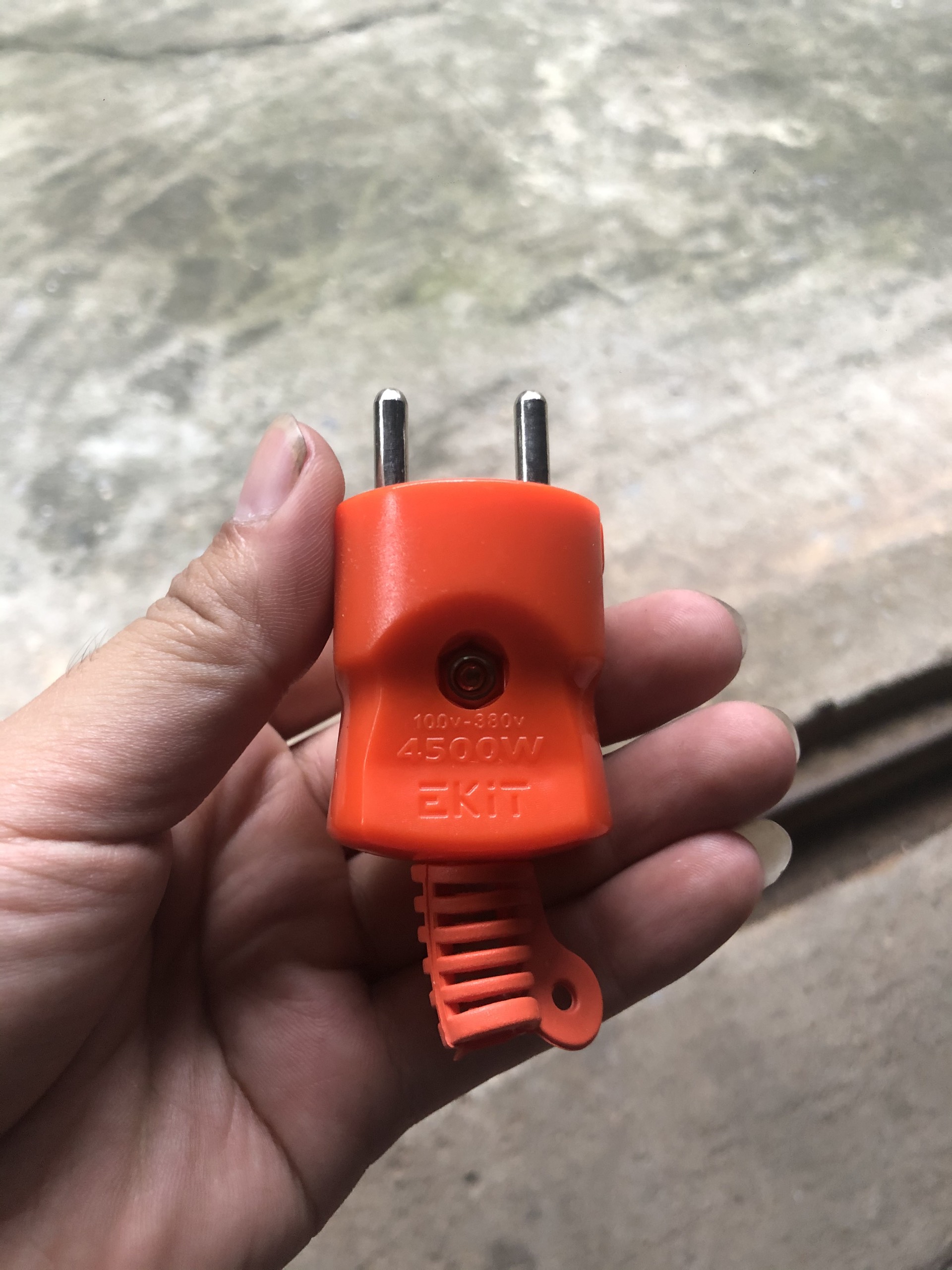Phích cắm siêu chịu tải HiNoKi 3000W