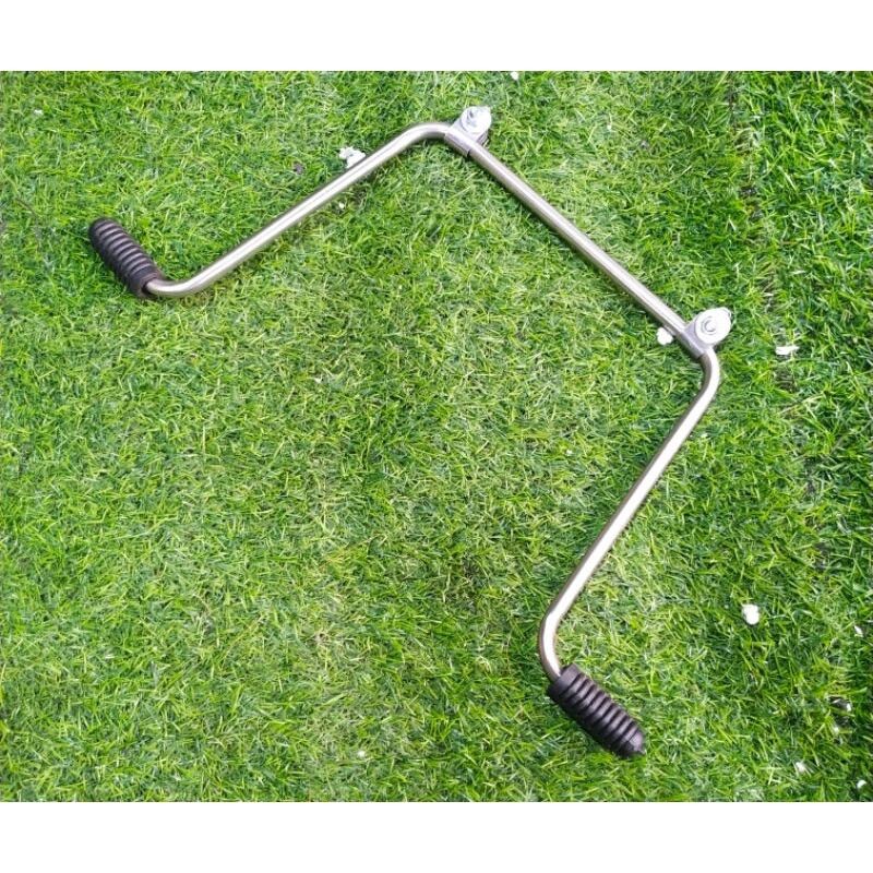 Nệm ngồi xe máy cho bé không có gác chân cục nệm đi xe máy cho bé(ghế đi xe air blade,xe số